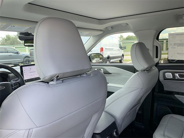 new 2025 Ford Explorer car, priced at $55,762