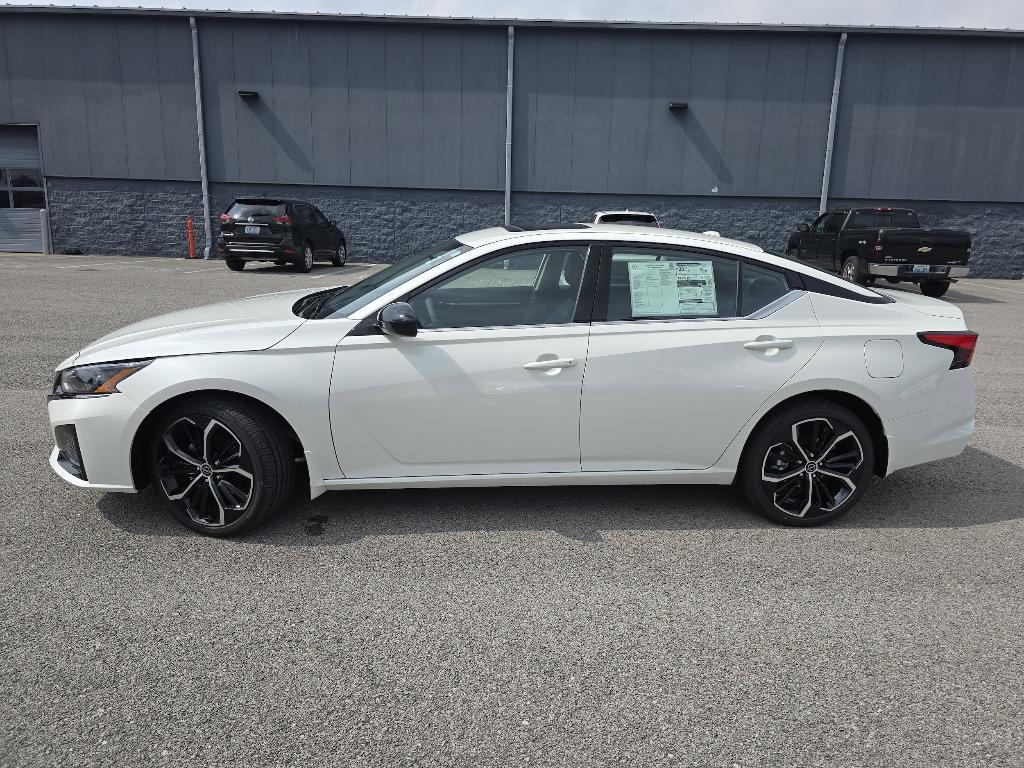 new 2025 Nissan Altima car, priced at $34,930