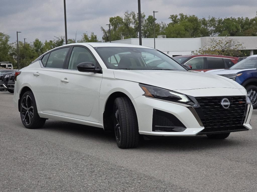 new 2025 Nissan Altima car, priced at $34,930