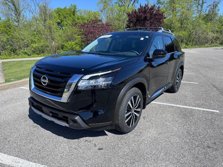 new 2024 Nissan Pathfinder car, priced at $49,740