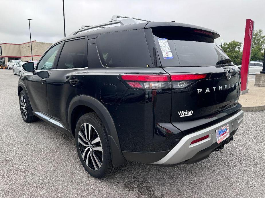 new 2024 Nissan Pathfinder car, priced at $48,343