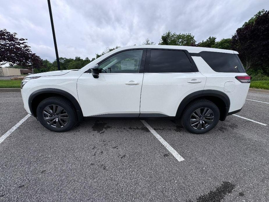 new 2024 Nissan Pathfinder car, priced at $36,930