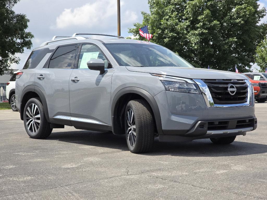 new 2025 Nissan Pathfinder car, priced at $52,485