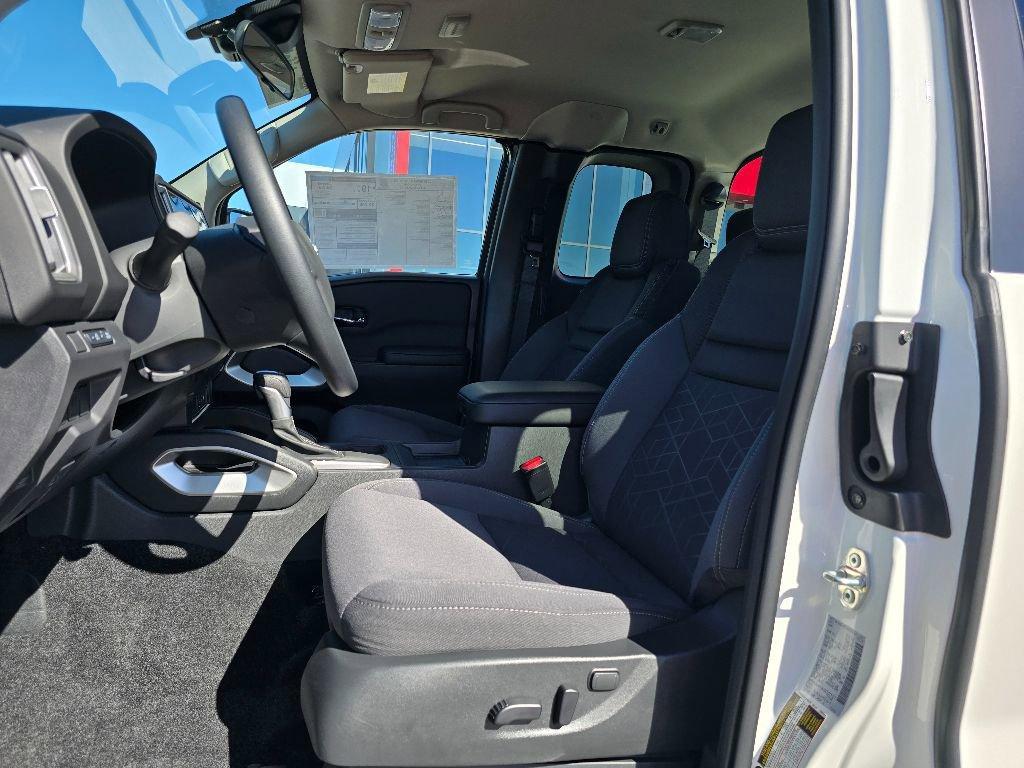 new 2025 Nissan Frontier car, priced at $37,966