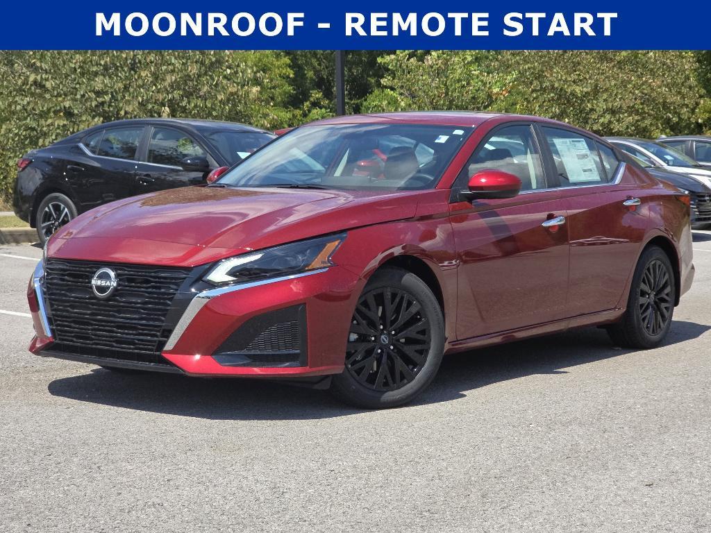 new 2025 Nissan Altima car, priced at $30,005