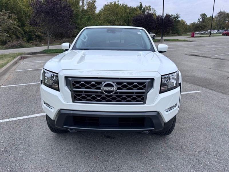 new 2024 Nissan Frontier car, priced at $40,475