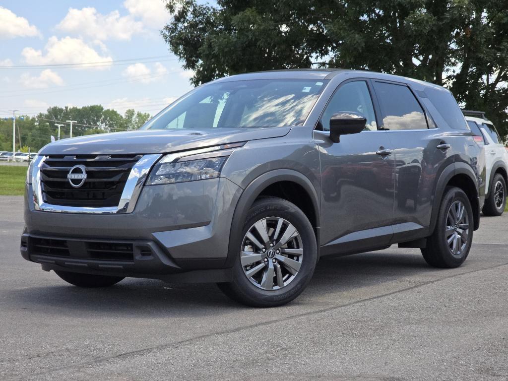 new 2025 Nissan Pathfinder car, priced at $36,360