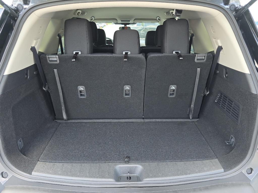 new 2025 Nissan Pathfinder car, priced at $35,860
