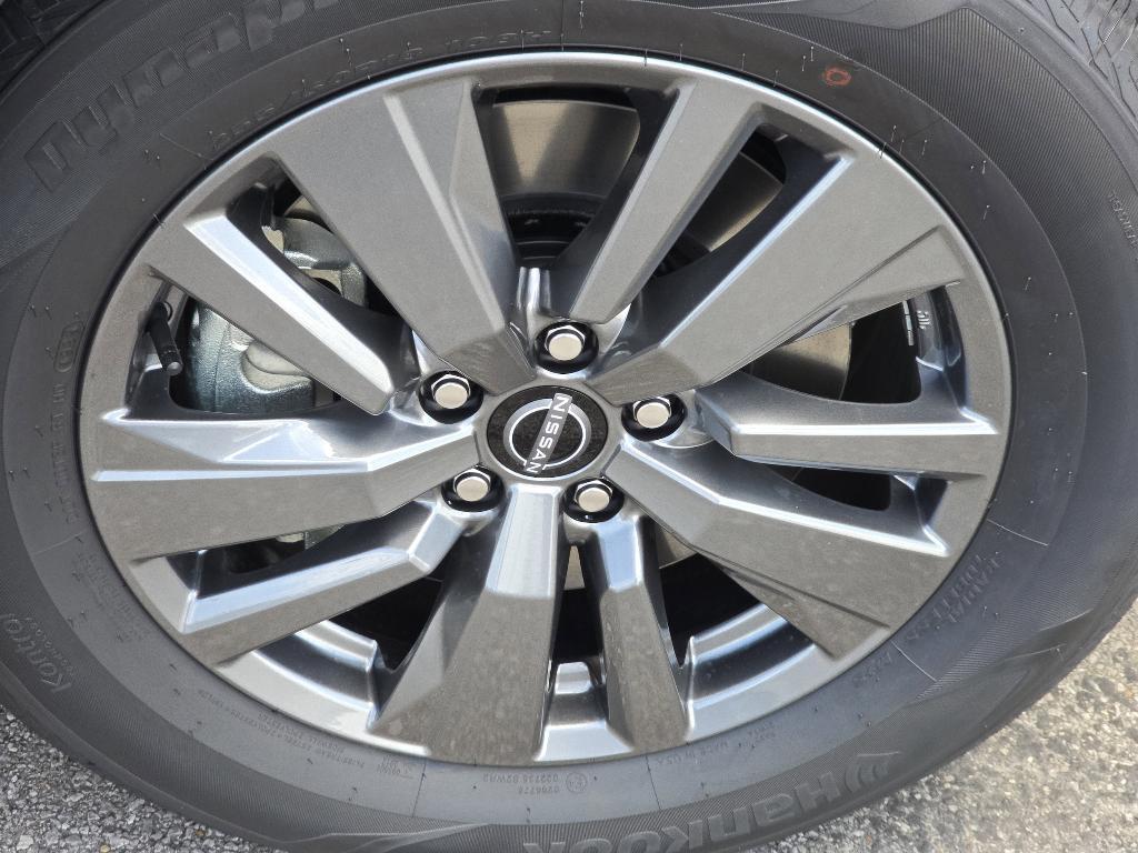 new 2025 Nissan Pathfinder car, priced at $36,360
