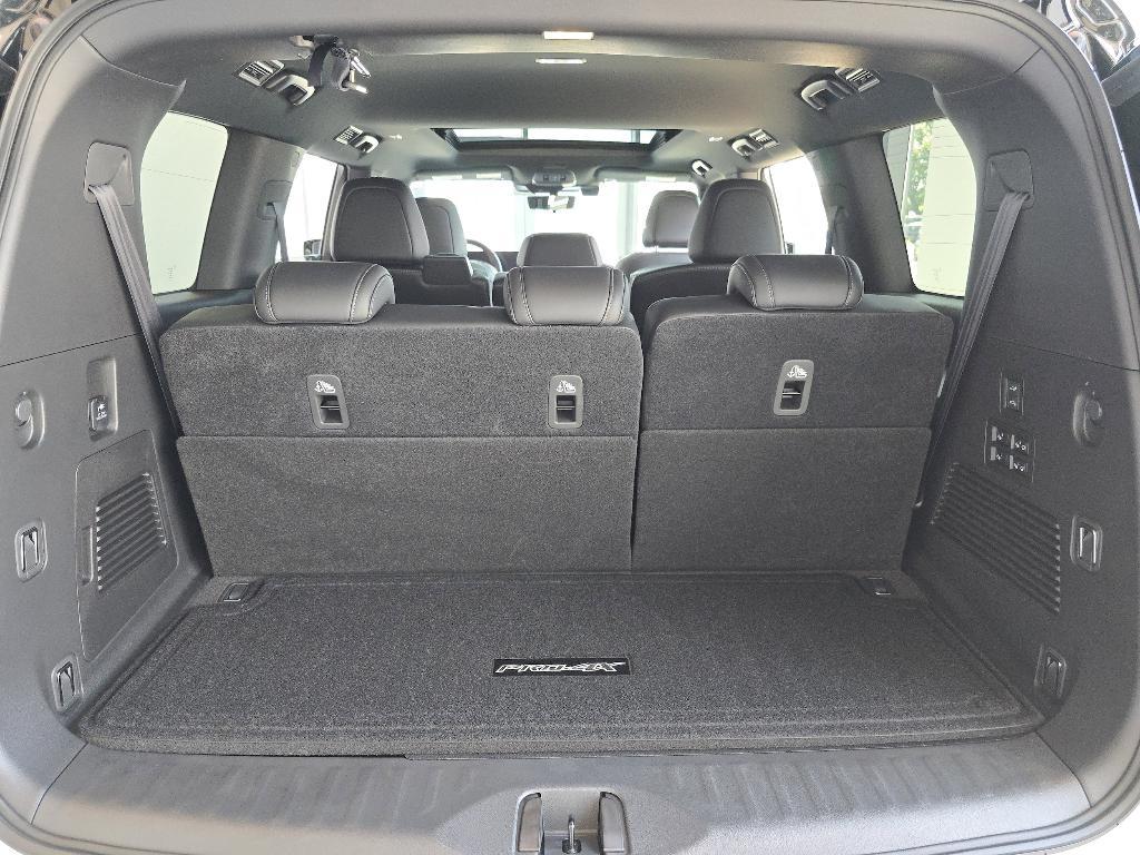 new 2025 Nissan Armada car, priced at $79,305