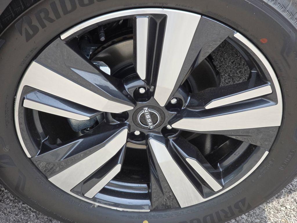 new 2025 Nissan Rogue car, priced at $41,075