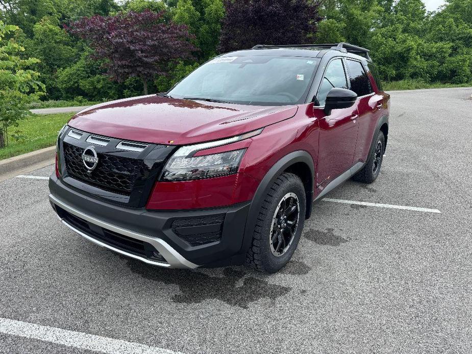 new 2024 Nissan Pathfinder car, priced at $45,330