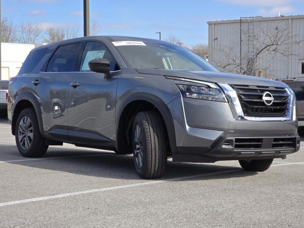 new 2025 Nissan Pathfinder car, priced at $38,365