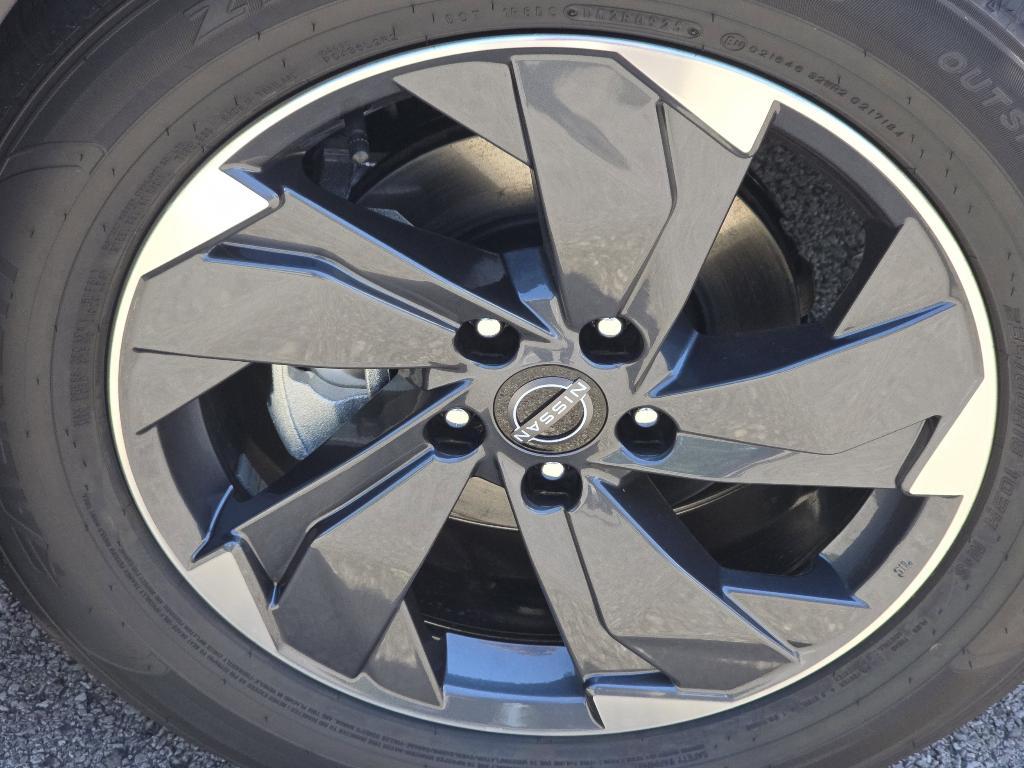 new 2025 Nissan Rogue car, priced at $33,540
