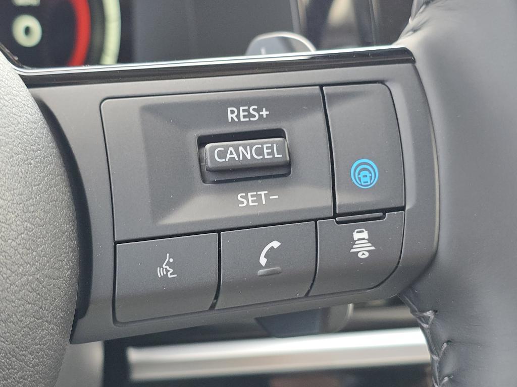 new 2025 Nissan Pathfinder car, priced at $55,205