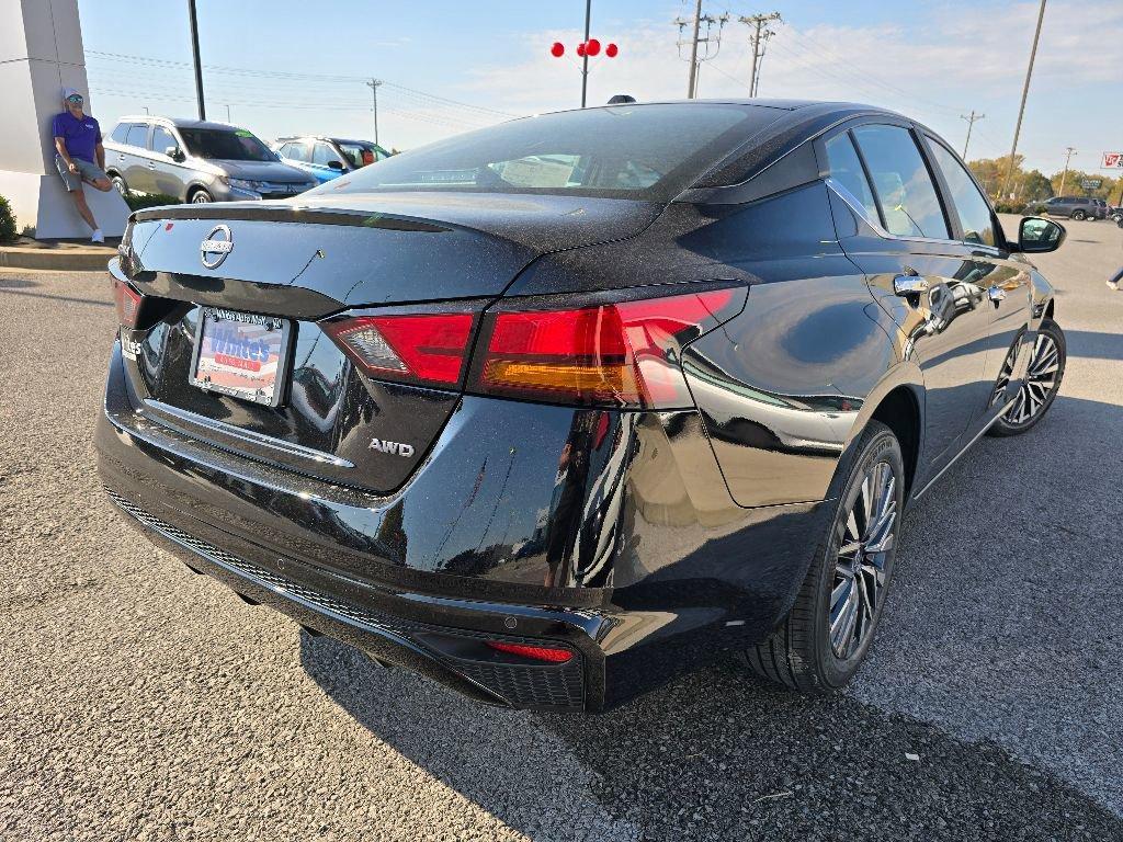 new 2025 Nissan Altima car, priced at $29,208