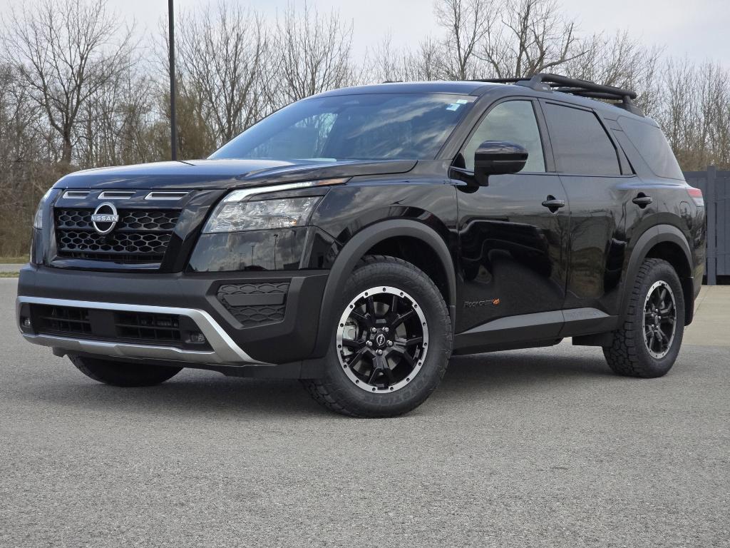 new 2025 Nissan Pathfinder car, priced at $43,675