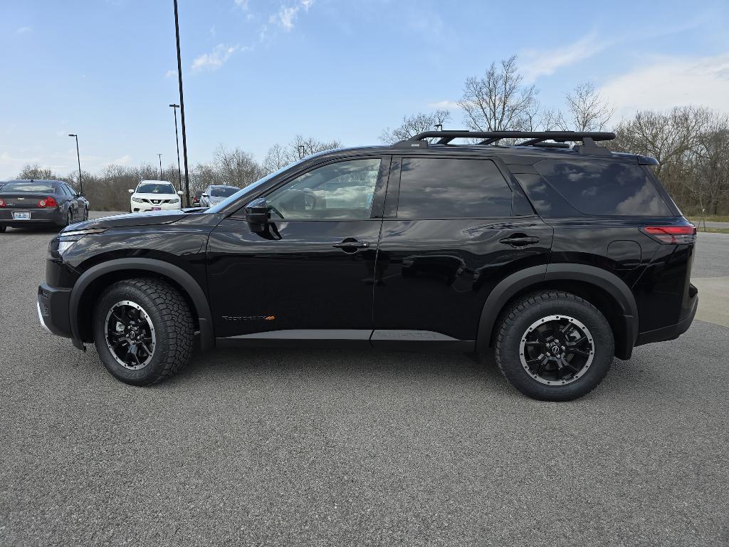 new 2025 Nissan Pathfinder car, priced at $47,175