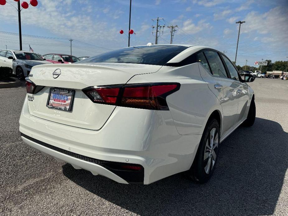 new 2025 Nissan Altima car, priced at $28,350