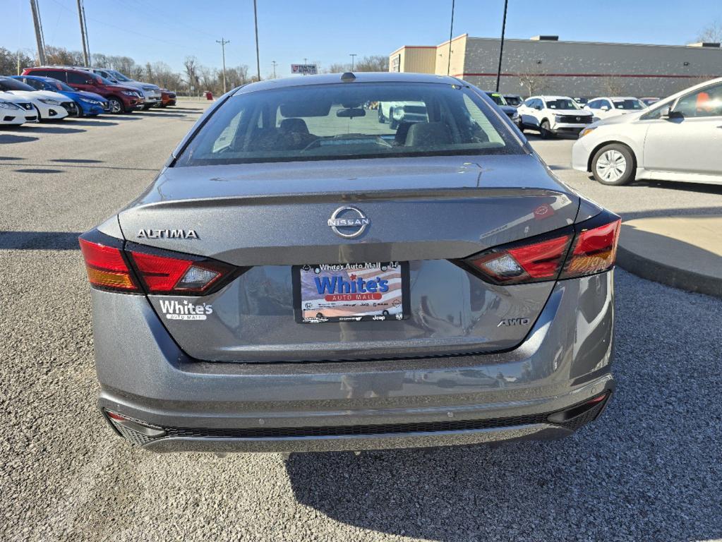 new 2025 Nissan Altima car, priced at $29,208