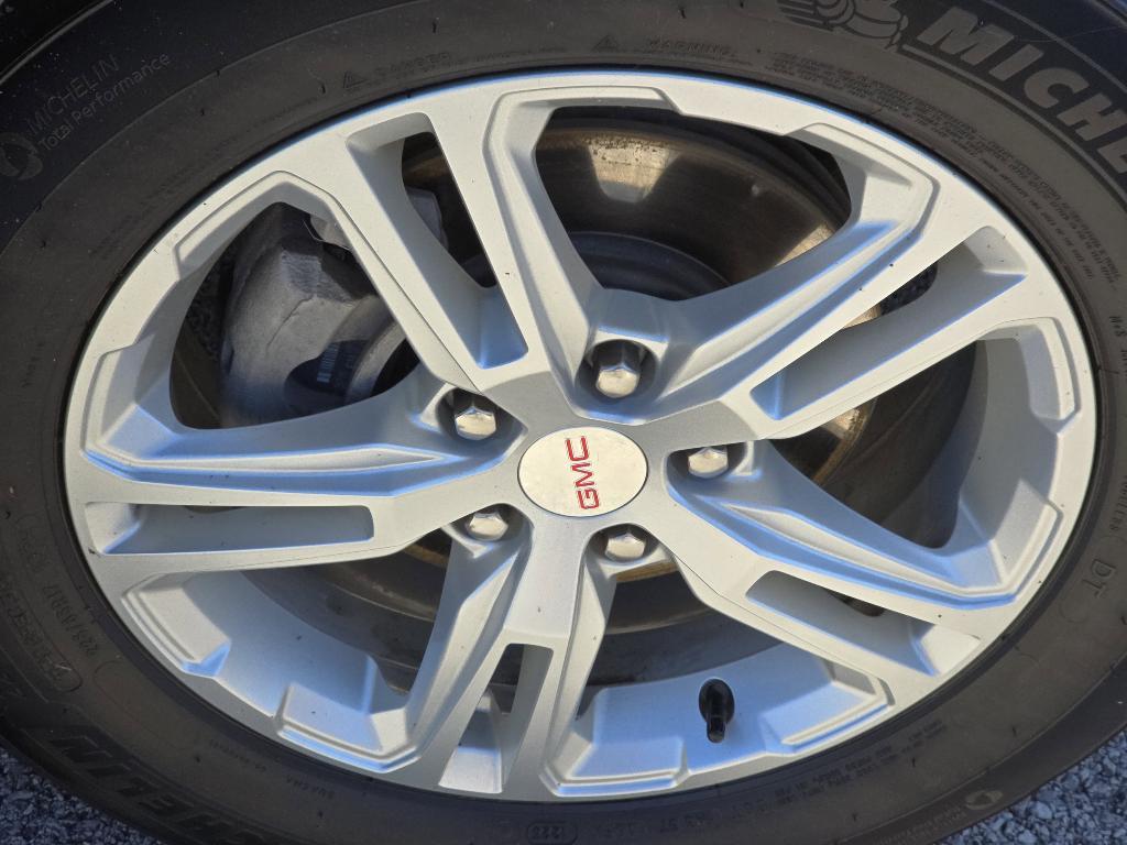 used 2023 GMC Terrain car, priced at $21,749