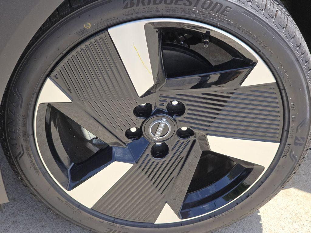 new 2025 Nissan Kicks car, priced at $28,450