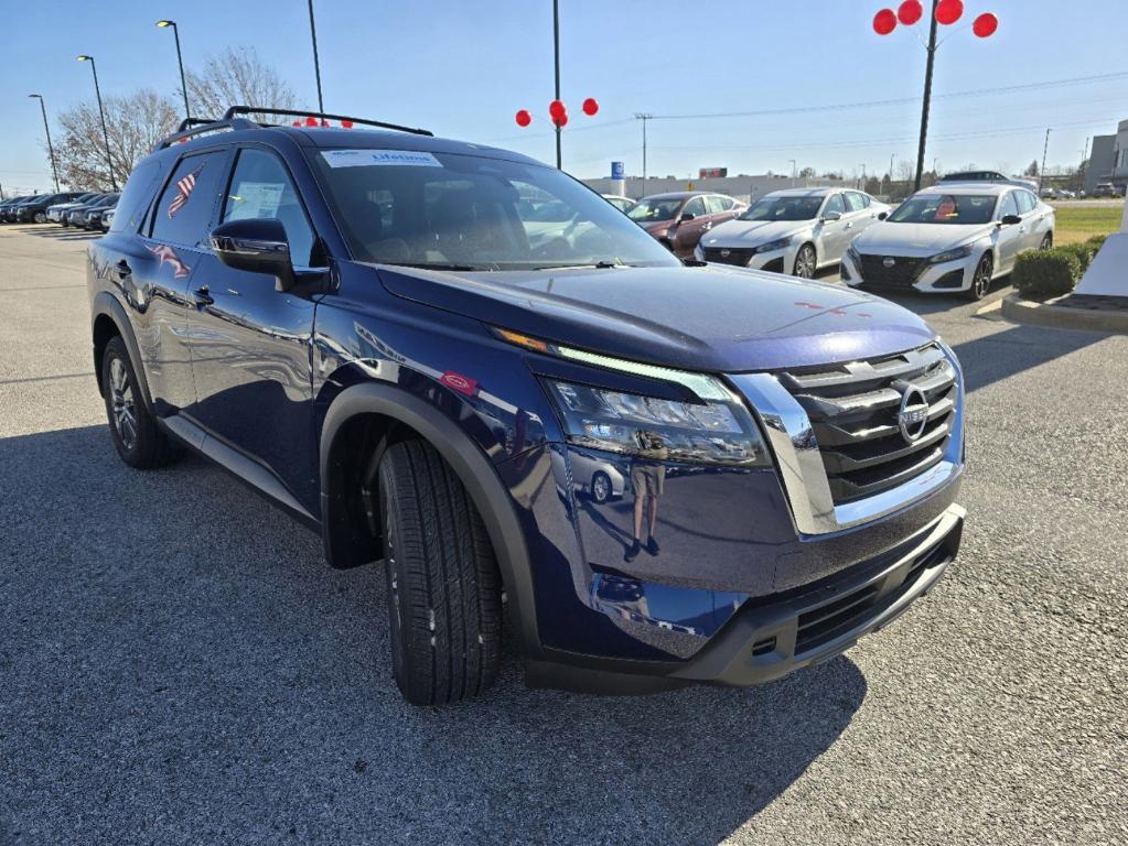 new 2024 Nissan Pathfinder car, priced at $40,526