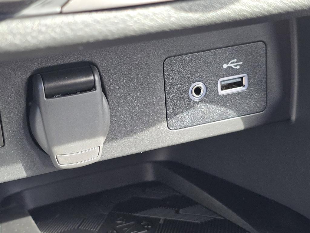 new 2025 Nissan Versa car, priced at $21,350