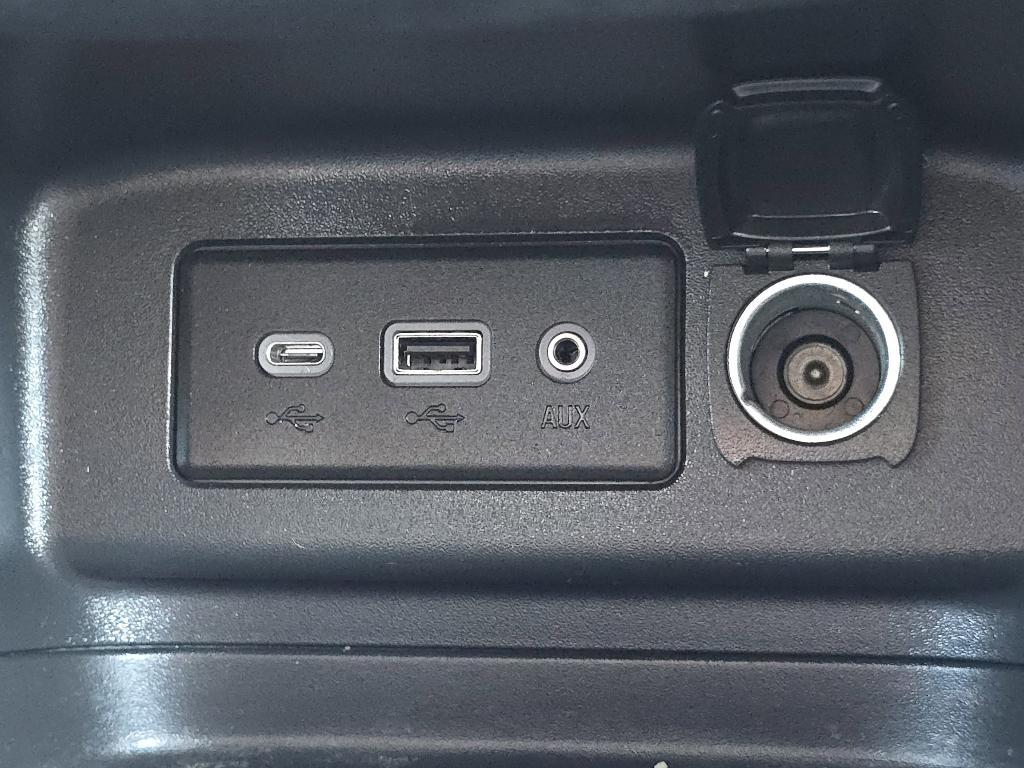 used 2022 Chevrolet Equinox car, priced at $21,990