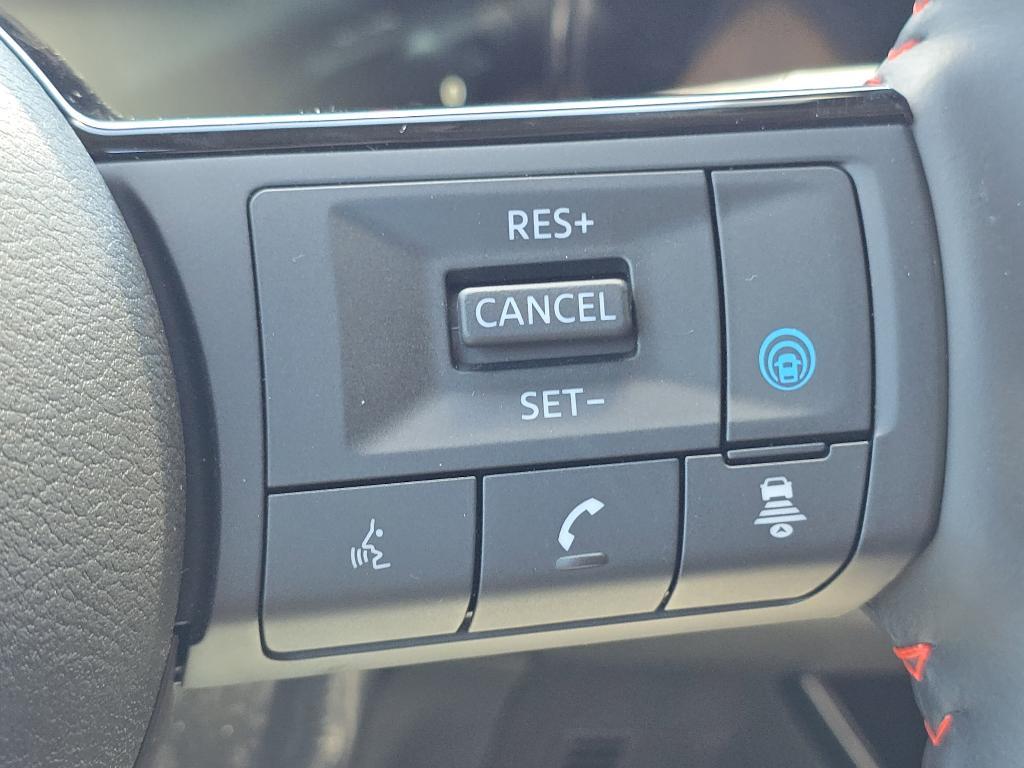 new 2025 Nissan Kicks car, priced at $31,990