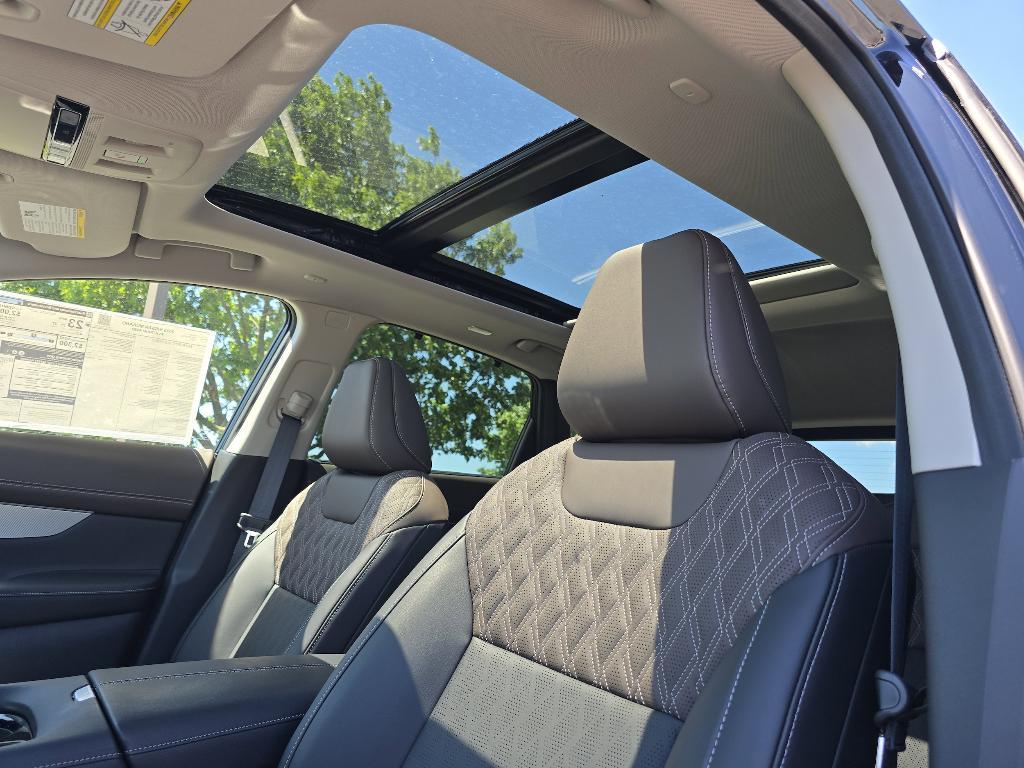 new 2025 Nissan Murano car, priced at $52,640