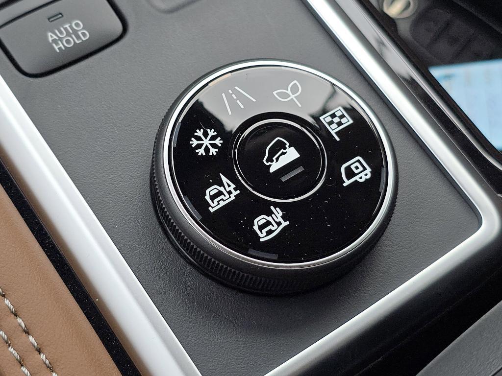new 2025 Nissan Pathfinder car, priced at $52,035