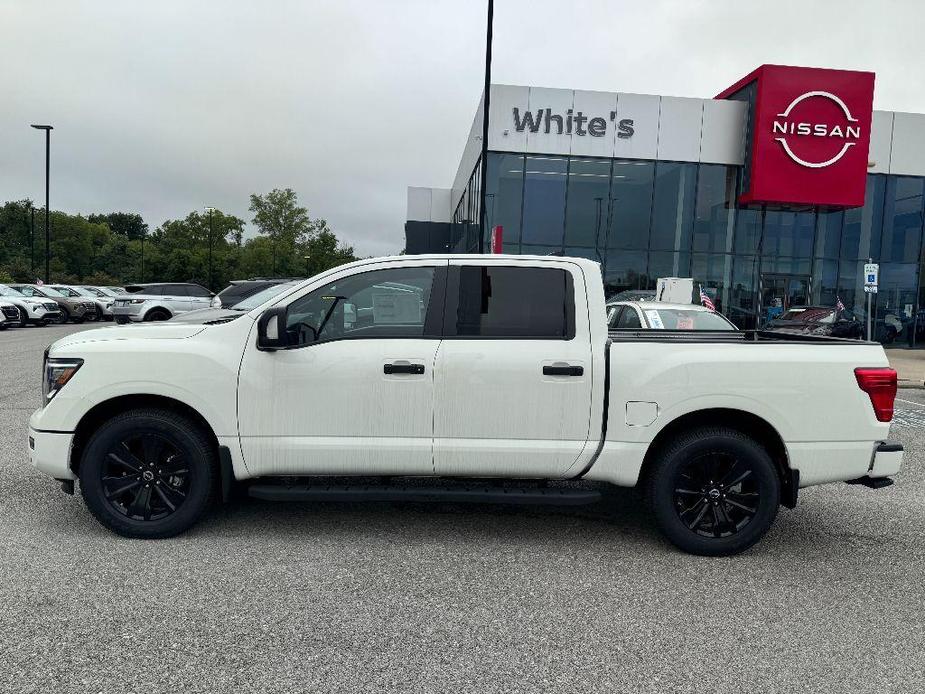 new 2024 Nissan Titan car, priced at $52,658