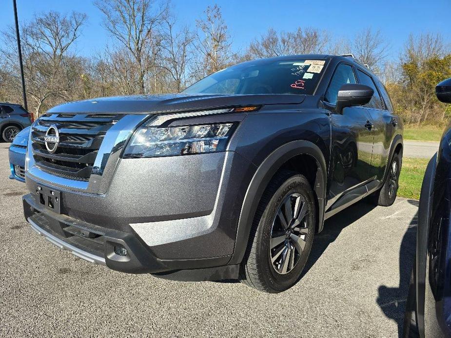 used 2023 Nissan Pathfinder car, priced at $35,862