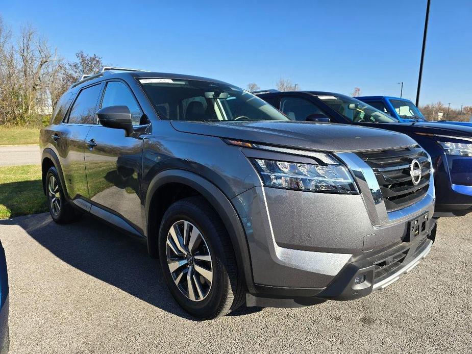 used 2023 Nissan Pathfinder car, priced at $35,862