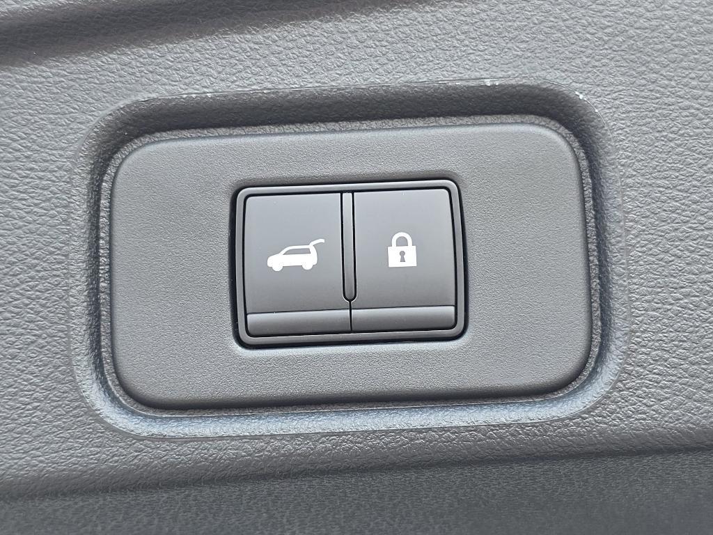 new 2025 Nissan Pathfinder car, priced at $41,775