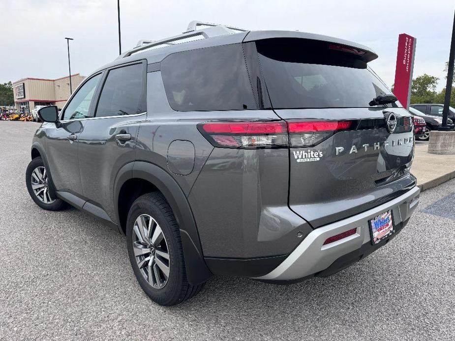 new 2024 Nissan Pathfinder car, priced at $43,977