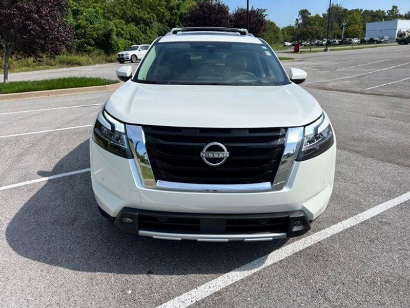 new 2024 Nissan Pathfinder car, priced at $48,590