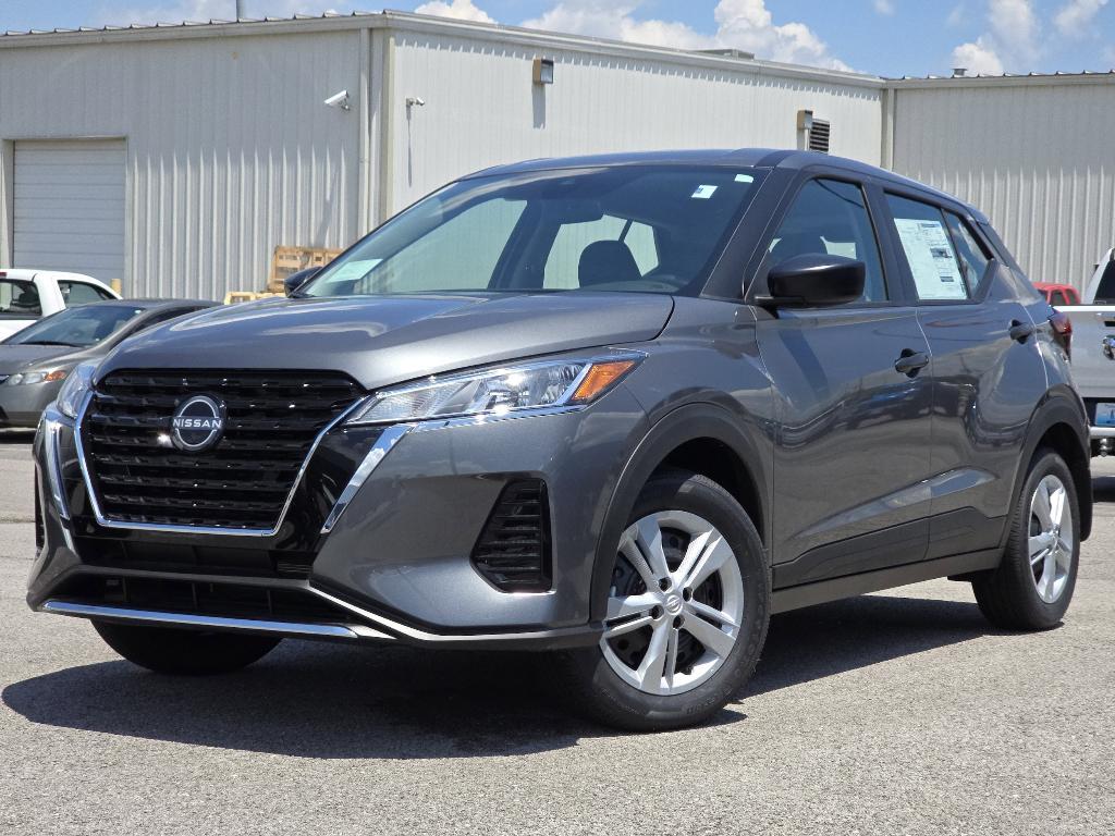new 2025 Nissan Kicks Play car, priced at $23,850