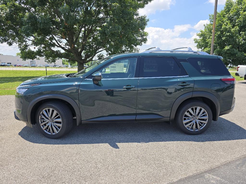 new 2025 Nissan Pathfinder car, priced at $45,465