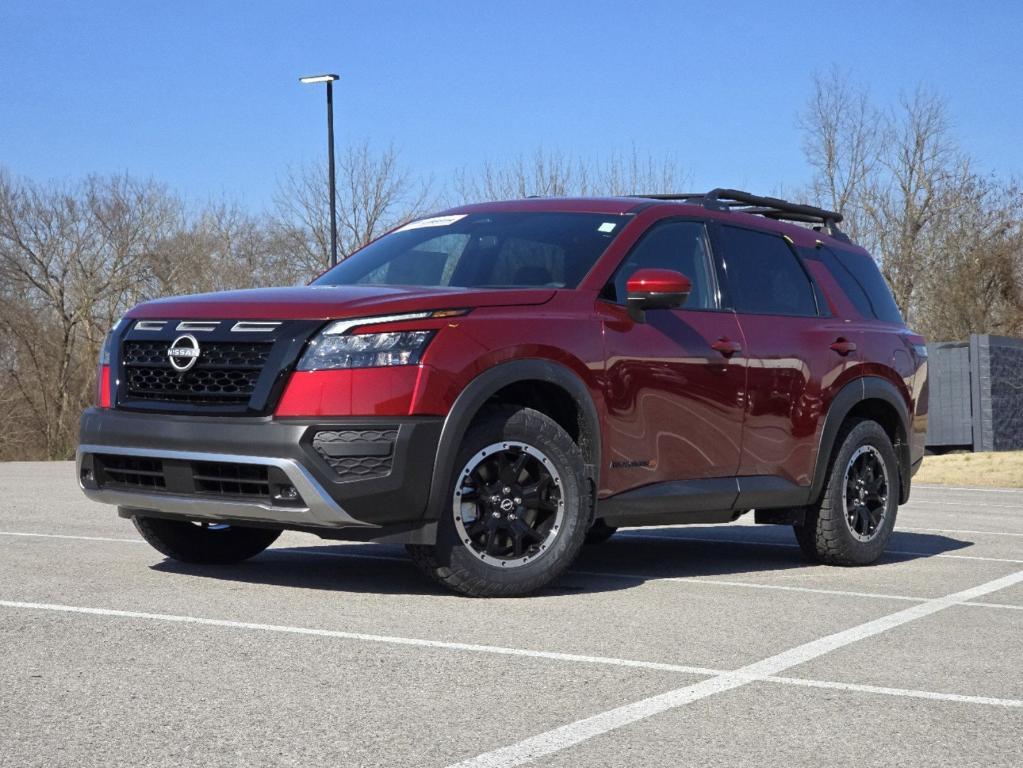 new 2025 Nissan Pathfinder car, priced at $45,575