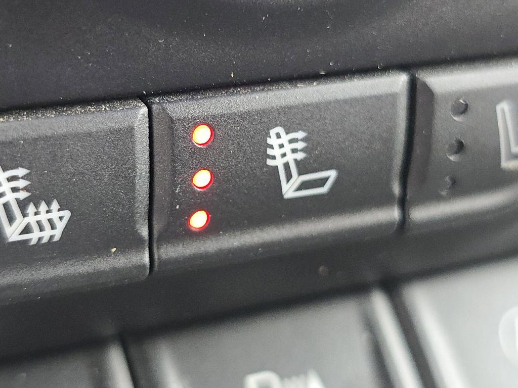 used 2021 GMC Sierra 1500 car, priced at $30,945