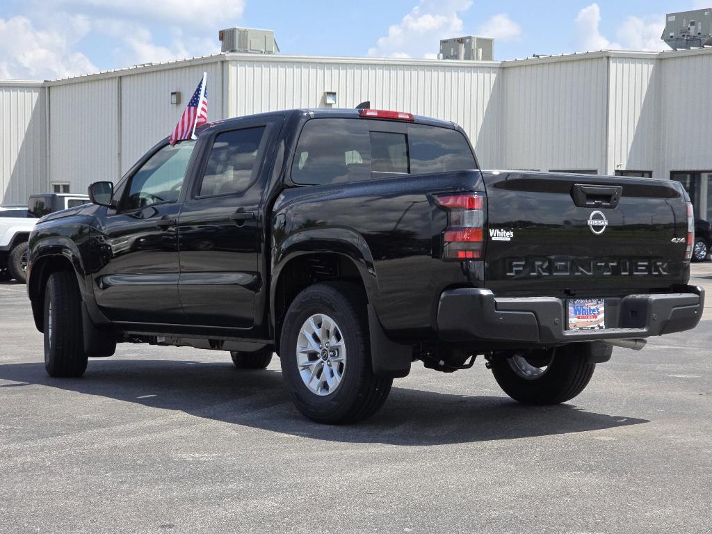 new 2025 Nissan Frontier car, priced at $37,440