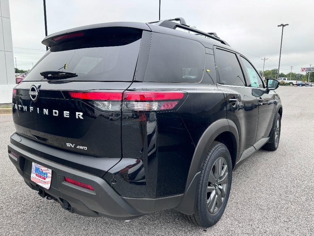 new 2024 Nissan Pathfinder car, priced at $41,736