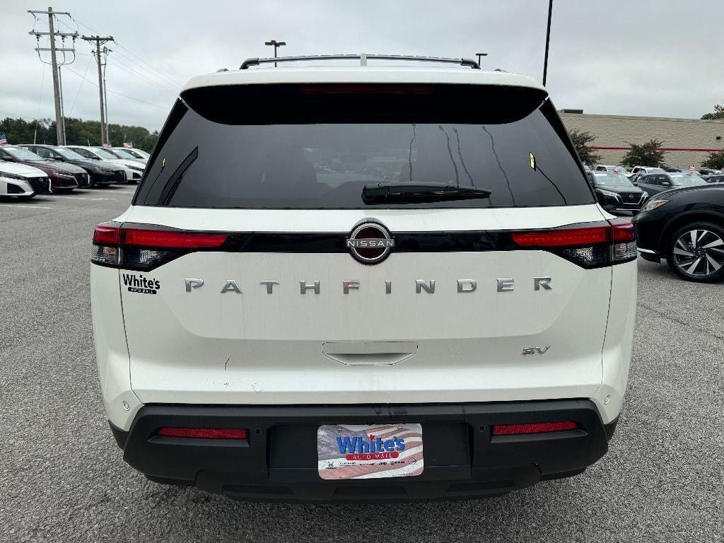 new 2024 Nissan Pathfinder car, priced at $40,116