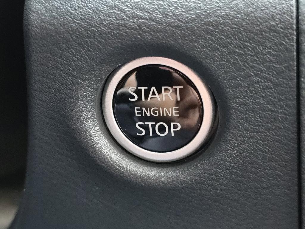 new 2025 Nissan Frontier car, priced at $37,440