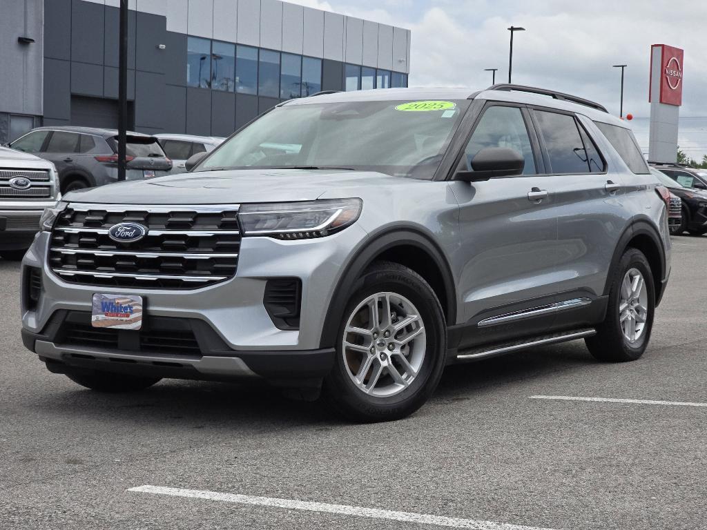 used 2025 Ford Explorer car, priced at $38,990