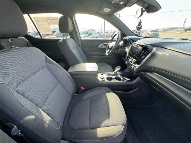 used 2022 Chevrolet Traverse car, priced at $23,995