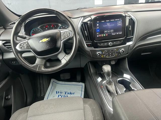 used 2022 Chevrolet Traverse car, priced at $25,500