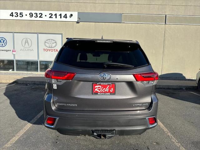 used 2019 Toyota Highlander car, priced at $29,995